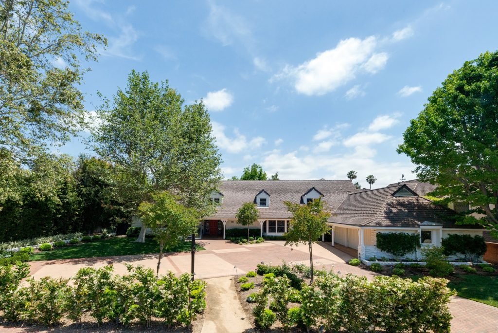 Featured Listings