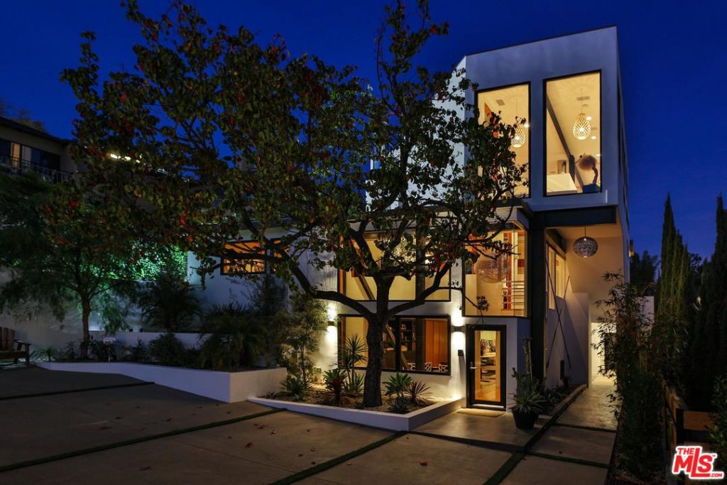 Featured Listings