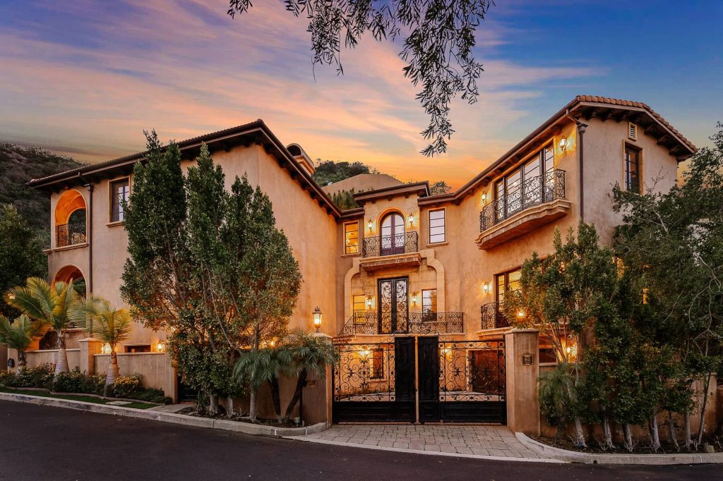 Featured Listings