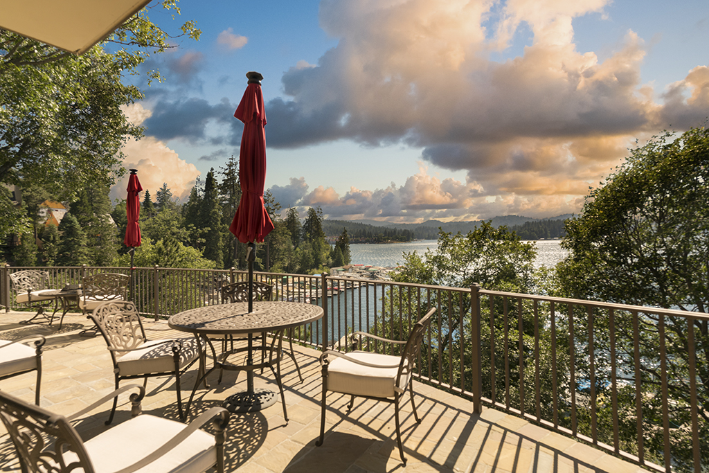 Featured Listings