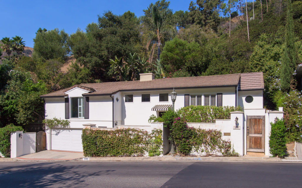 Featured Listings