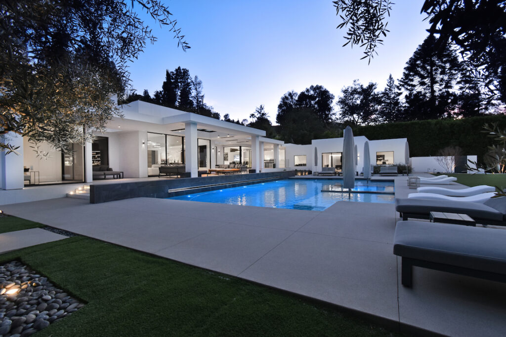 Featured Listings